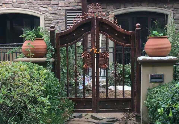 铁艺大门
